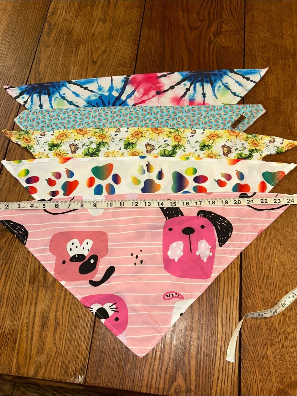 Set of 5 Pup 🐶 Bandanas 🌻 🐾 beach 🏖️ balls tie dye and pink doggies